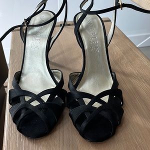 Anne Klein 9M Black Satin Sandals Flick